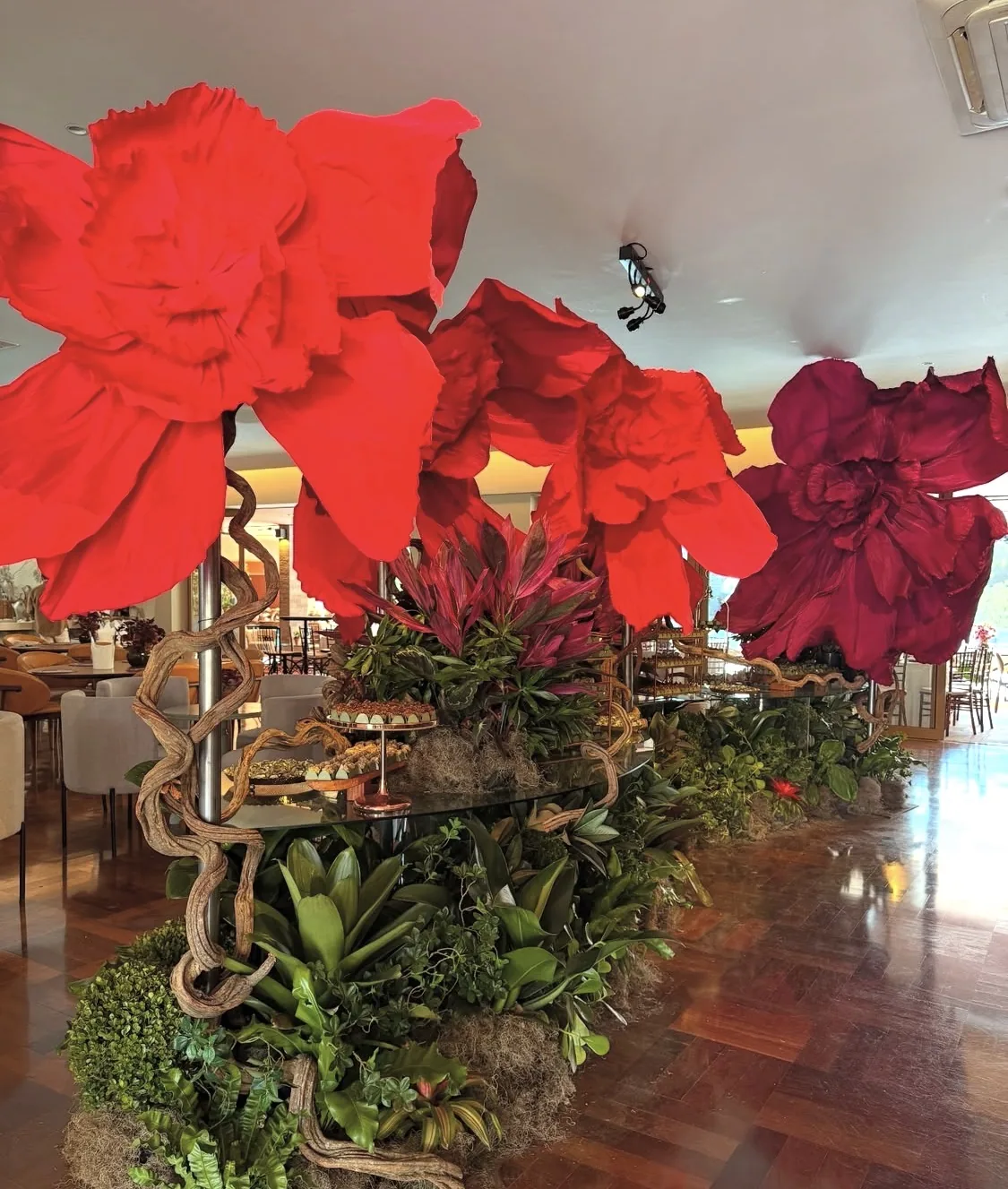 Evento corporativo de alto padrão realizado pelo decorador Flavio Navona